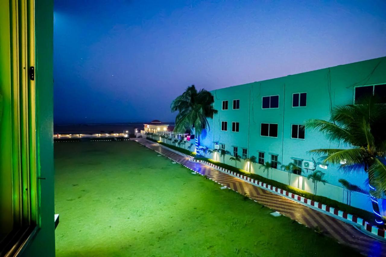 Silver Sand Eco Resort !! Beachfront !! With Biggest Pool And Huge Open Area !! Ideal For Weddings !! Couple Friendly !! Mandarmani Dış mekan fotoğraf