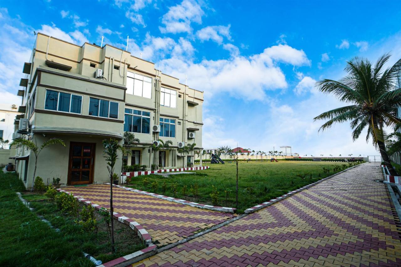 Silver Sand Eco Resort !! Beachfront !! With Biggest Pool And Huge Open Area !! Ideal For Weddings !! Couple Friendly !! Mandarmani Dış mekan fotoğraf
